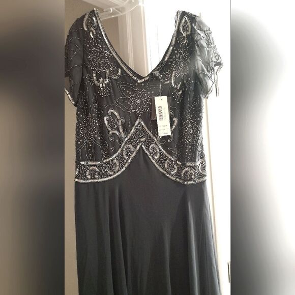 J Kara Woman's Dress - Picture 2 of 5